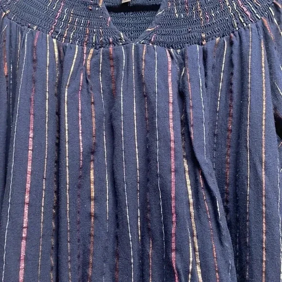 Crown & Ivy Dress​ - Picture 3 of 5